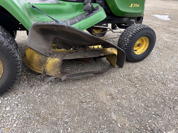 2020 John Deere X730 - Photo18