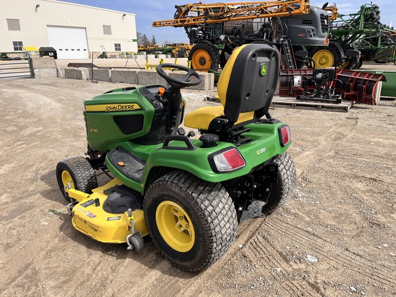 2020 John Deere X730 - Photo7