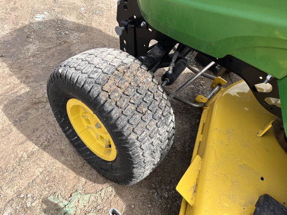 2020 John Deere X730 - Photo9