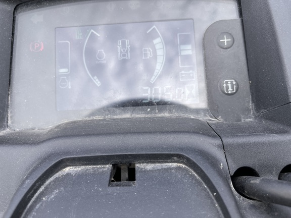 2020 John Deere X730 - Photo20