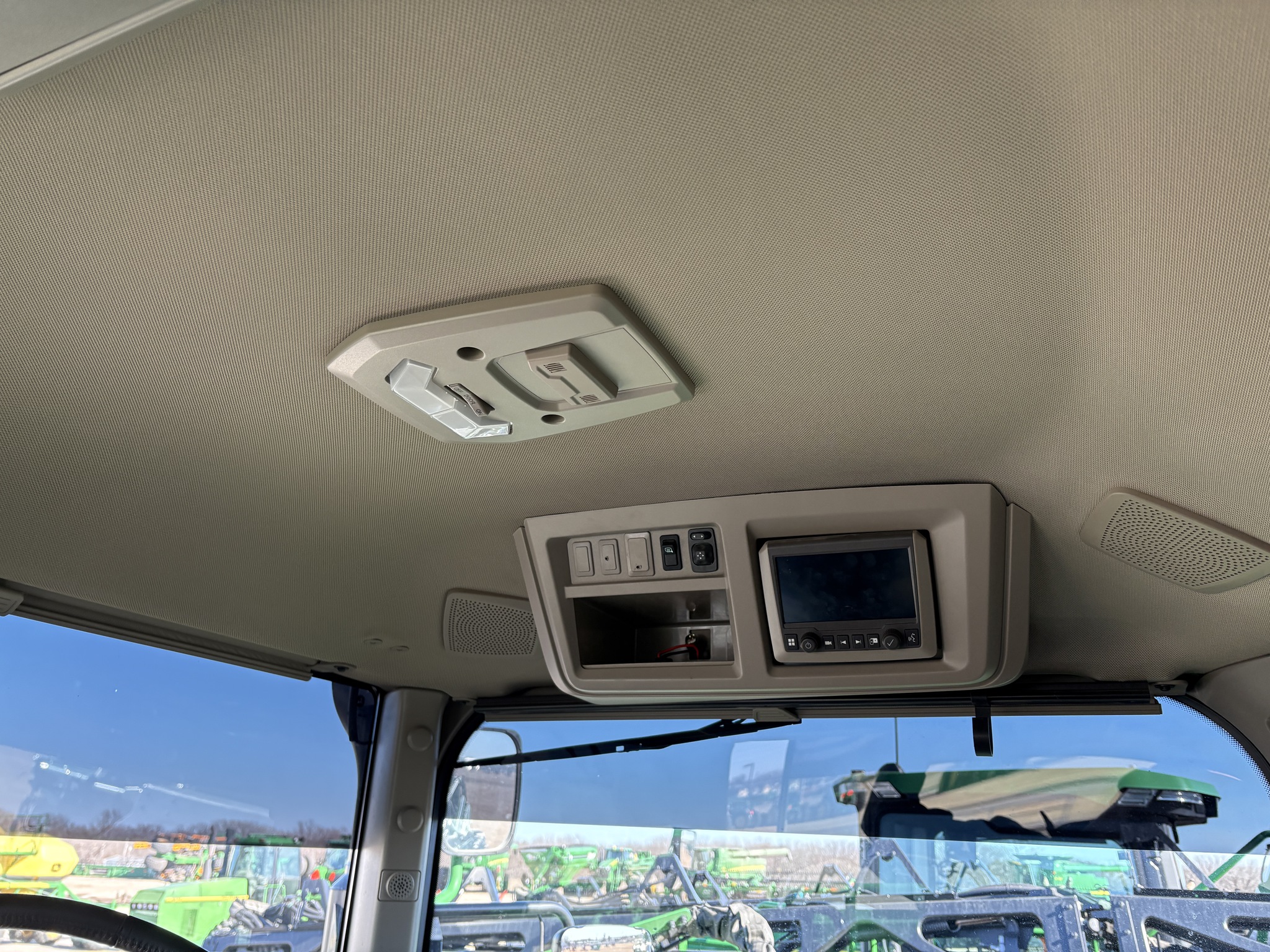 2024 John Deere 412R Image 12