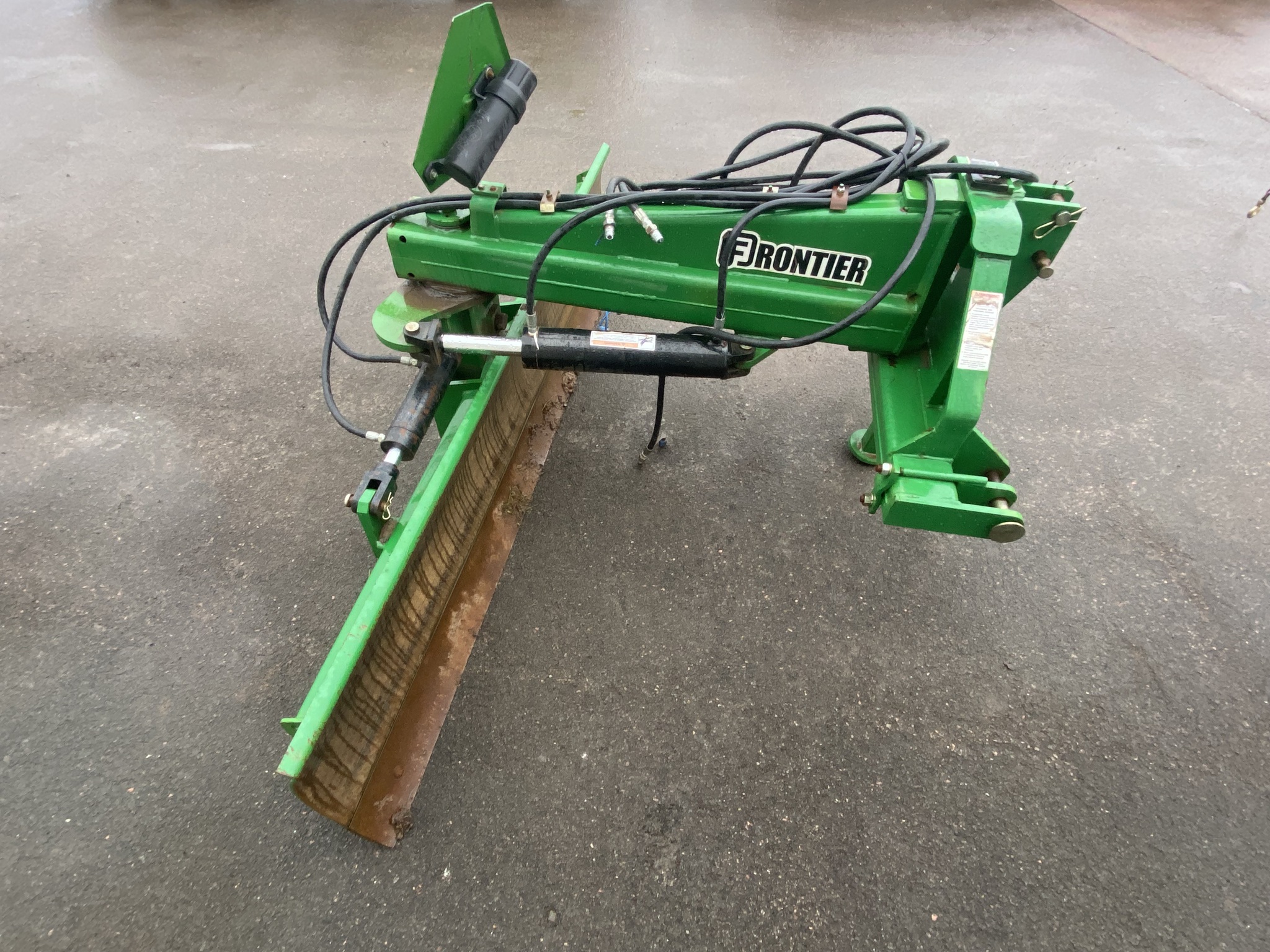 2021 Frontier rb2409 Image 2