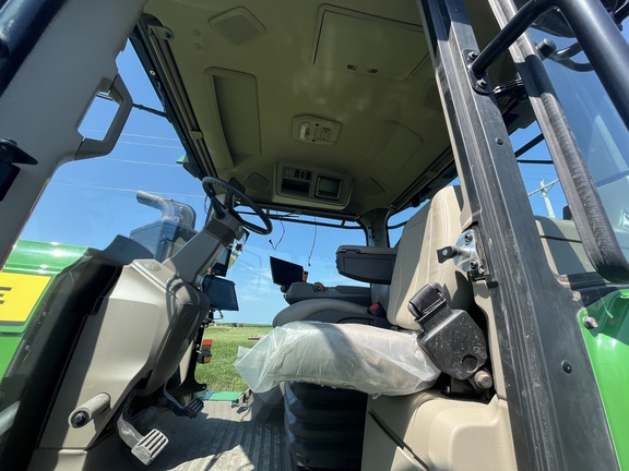 2025 John Deere 9R 540 - Photo39