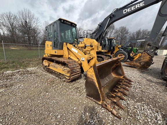 Photo of a 2011 John Deere 655C