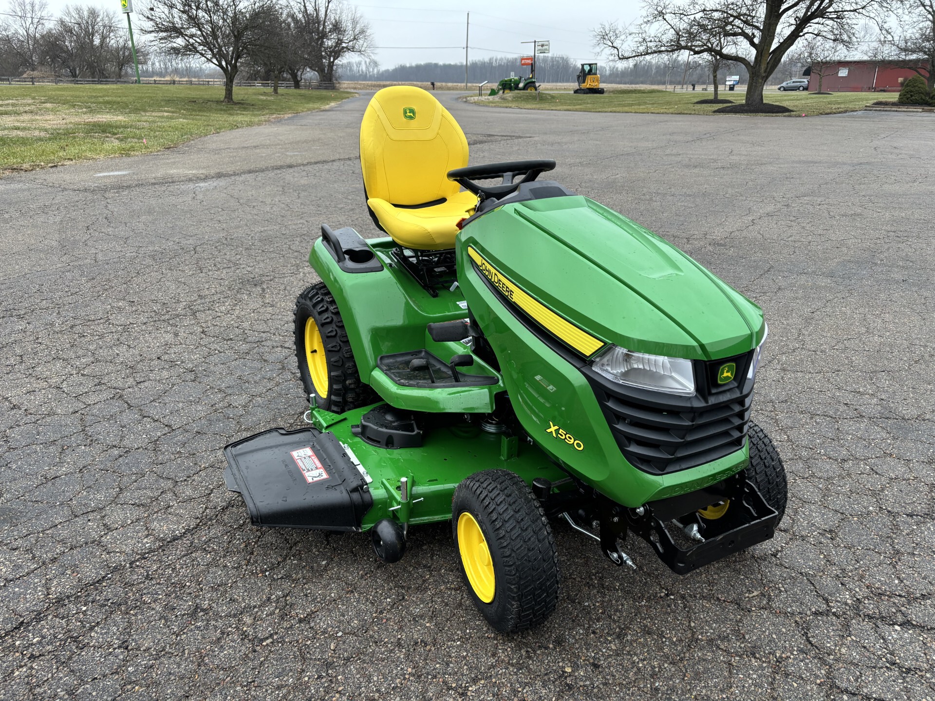 Used 2025 John Deere X590 Lawn & Garden Tractors at Koenig Equipment in Germantown, OH - PhotoXL0