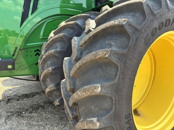 2025 John Deere 9R 640 - Photo10