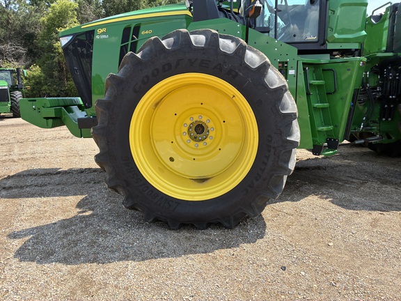 2025 John Deere 9R 640 - Photo9