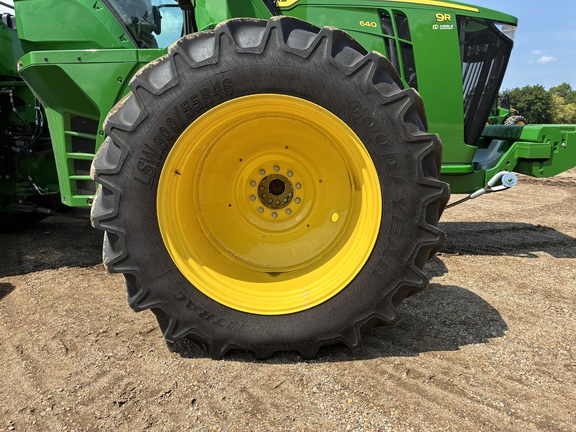 2025 John Deere 9R 640 - Photo14