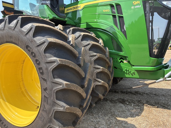 2025 John Deere 9R 640 - Photo16