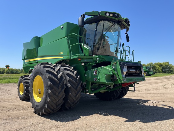  John Deere S780