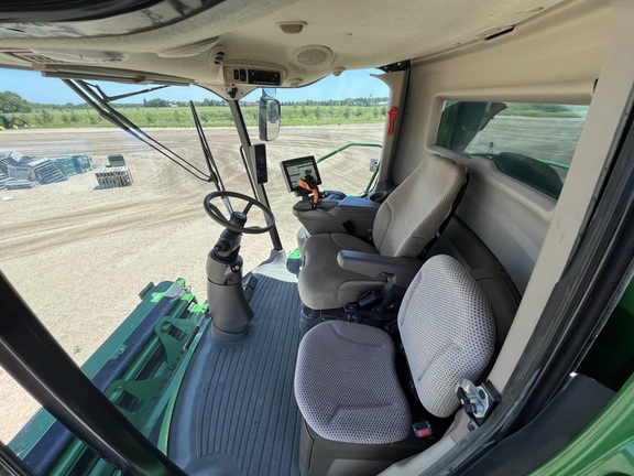 2023 John Deere S780 - Photo38