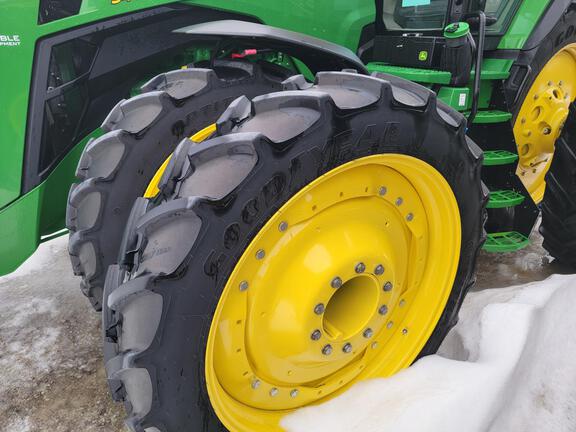 2025 John Deere 8R 340 - Photo6
