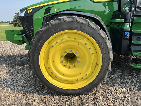 2025 John Deere 8R 340 - Photo9