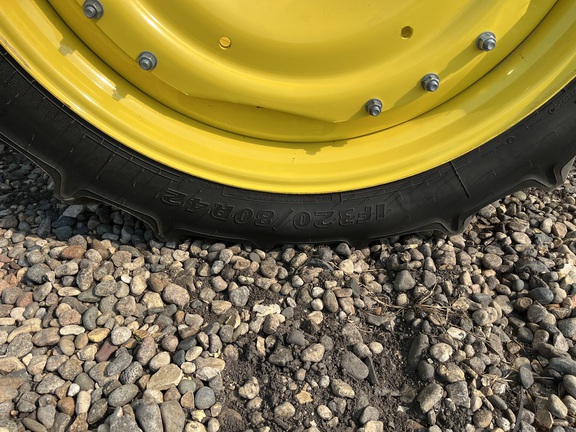 2025 John Deere 8R 340 - Photo10