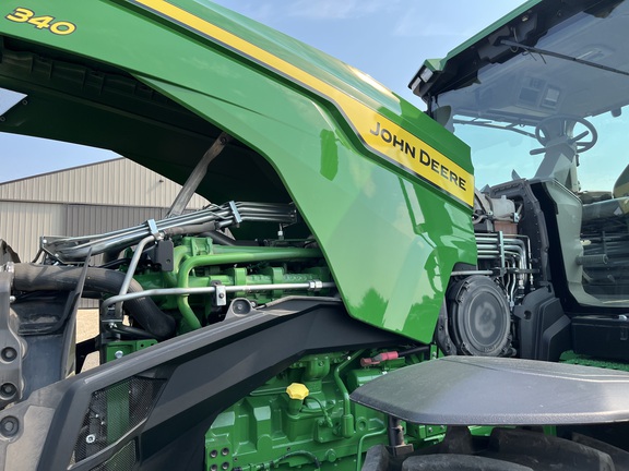 2025 John Deere 8R 340 - Photo29