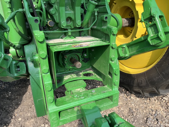 2025 John Deere 8R 340 - Photo33