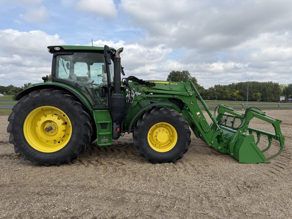 2025 John Deere 6R 155 - Photo2