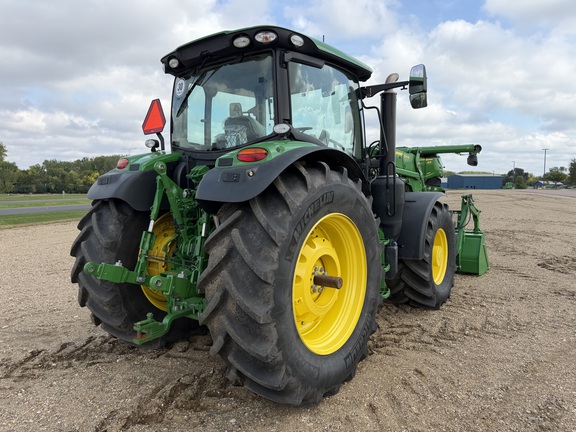 2025 John Deere 6R 155 - Photo3