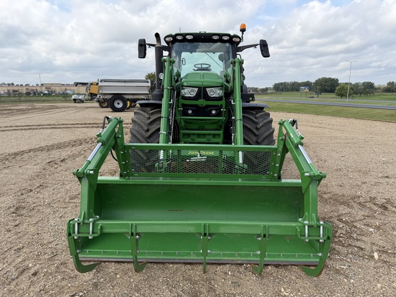 2025 John Deere 6R 155 - Photo8