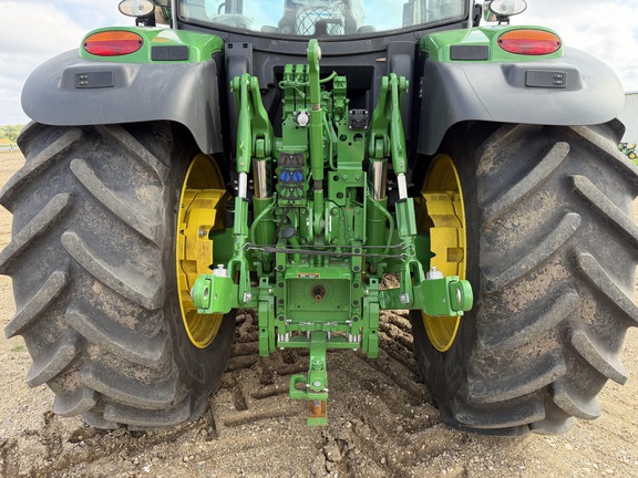 2025 John Deere 6R 155 - Photo32