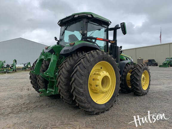 Photo of 2025 John Deere 8R 310