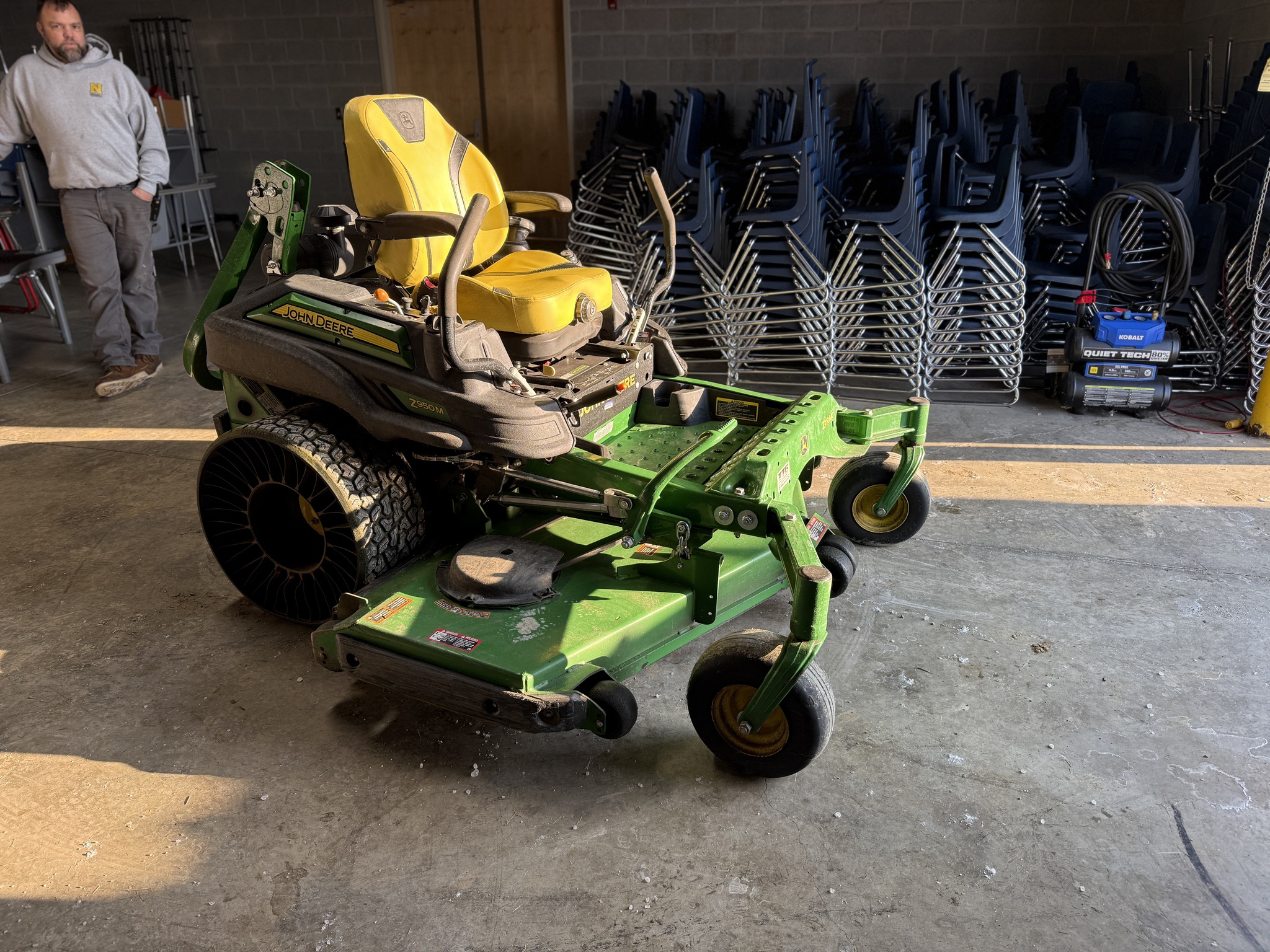 2021 John Deere Z950M Image 8