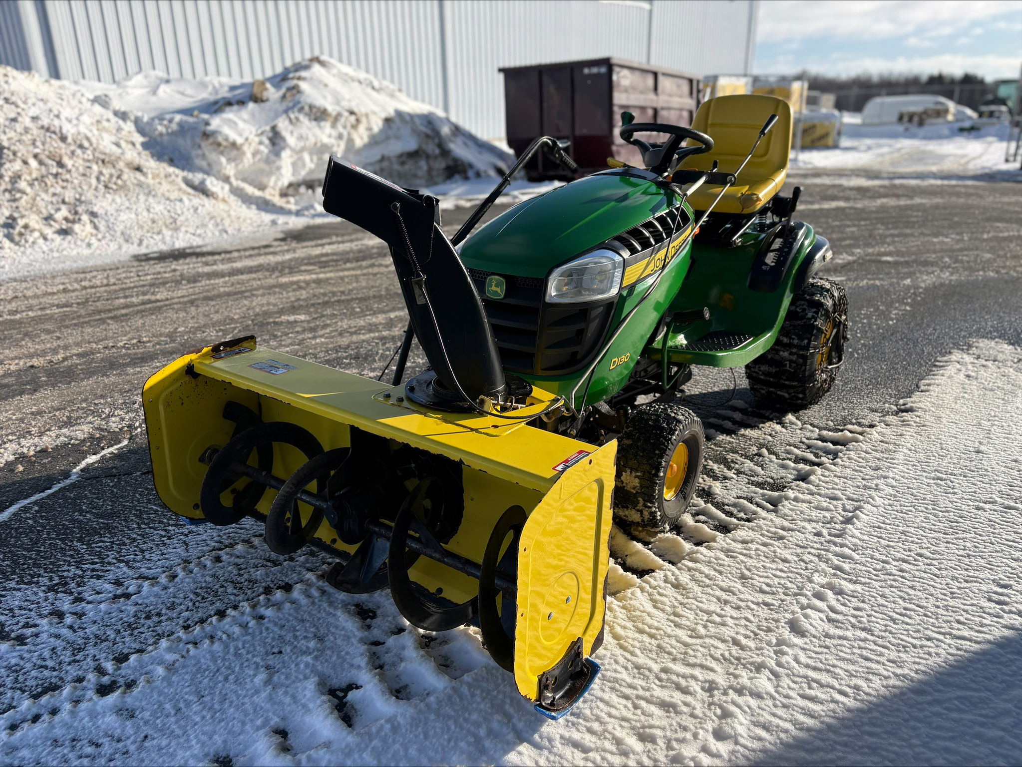 2011 John Deere D130 Image 1