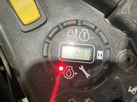 2022 John Deere Z960M Photo 2