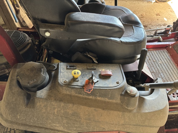 Used 2024 Ferris ISX2200 Zero Turn Mowers at Koenig Equipment in Knightstown, IN - Photo12