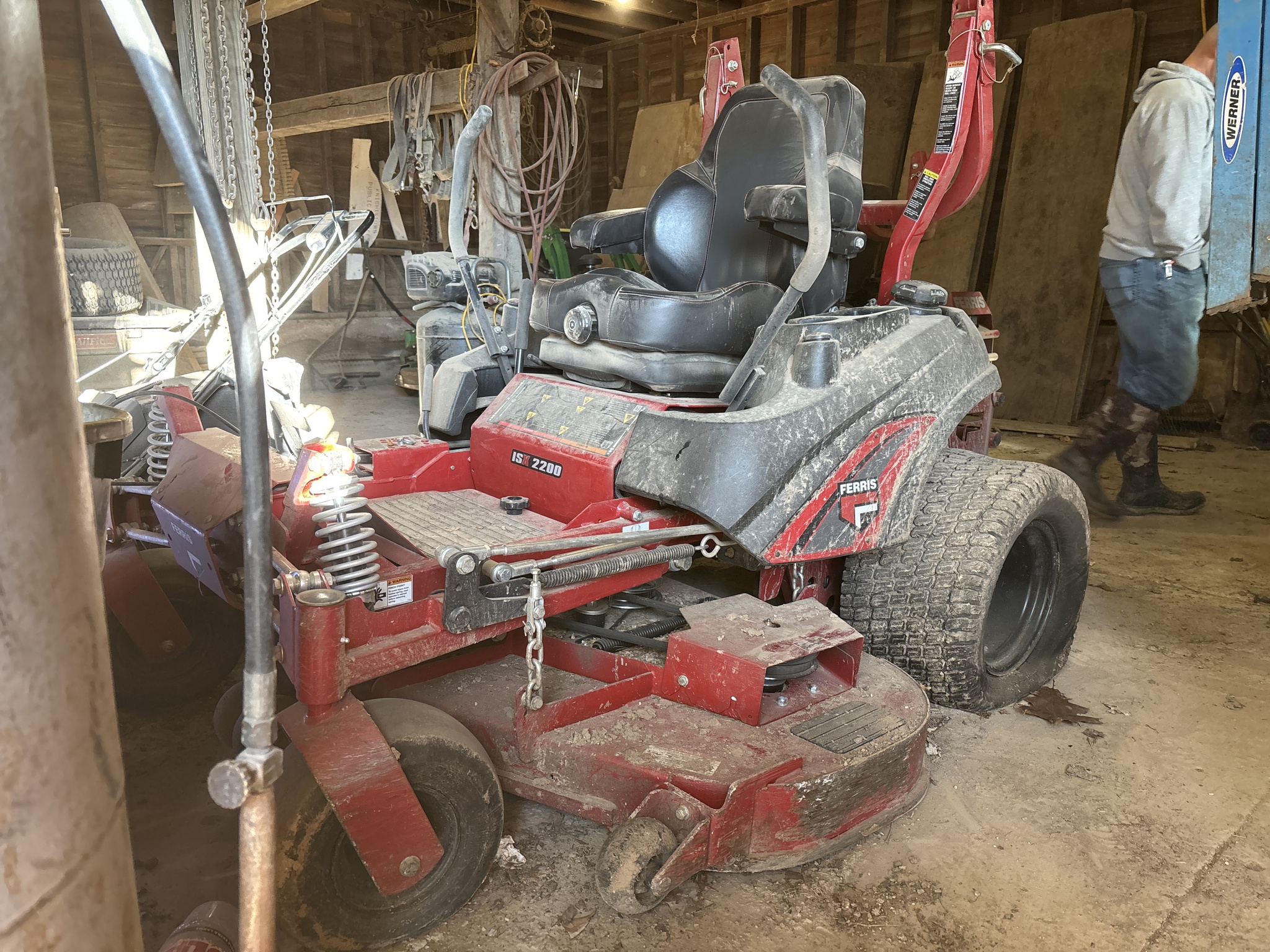 Used 2024 Ferris ISX2200 Zero Turn Mowers at Koenig Equipment in Knightstown, IN - PhotoXL0