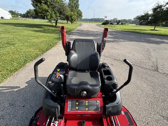 Used 2024 Ferris ISX2200 Zero Turn Mowers at Koenig Equipment in Germantown, OH - Photo8