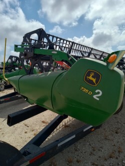 2022 John Deere 735D Image 1
