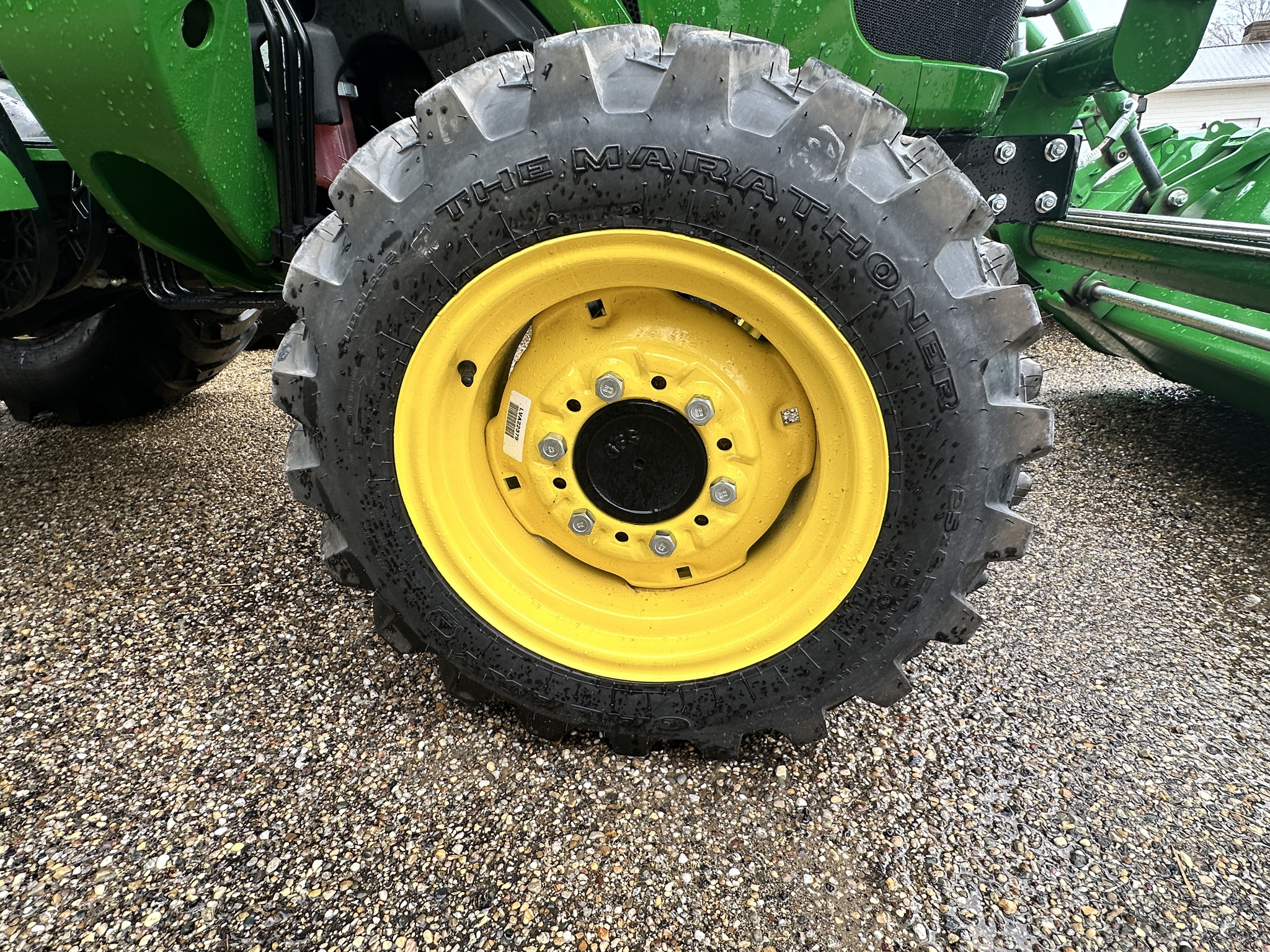  2023 John Deere 3025E at Heritage Tractor in Roanoke, IL