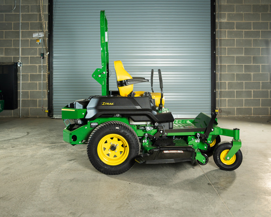 New In-Stock 2026 John Deere Z720E Zero Turn Mowers at Horizon Ag & Turf in Horizon Ag & Turf,  - Photo3