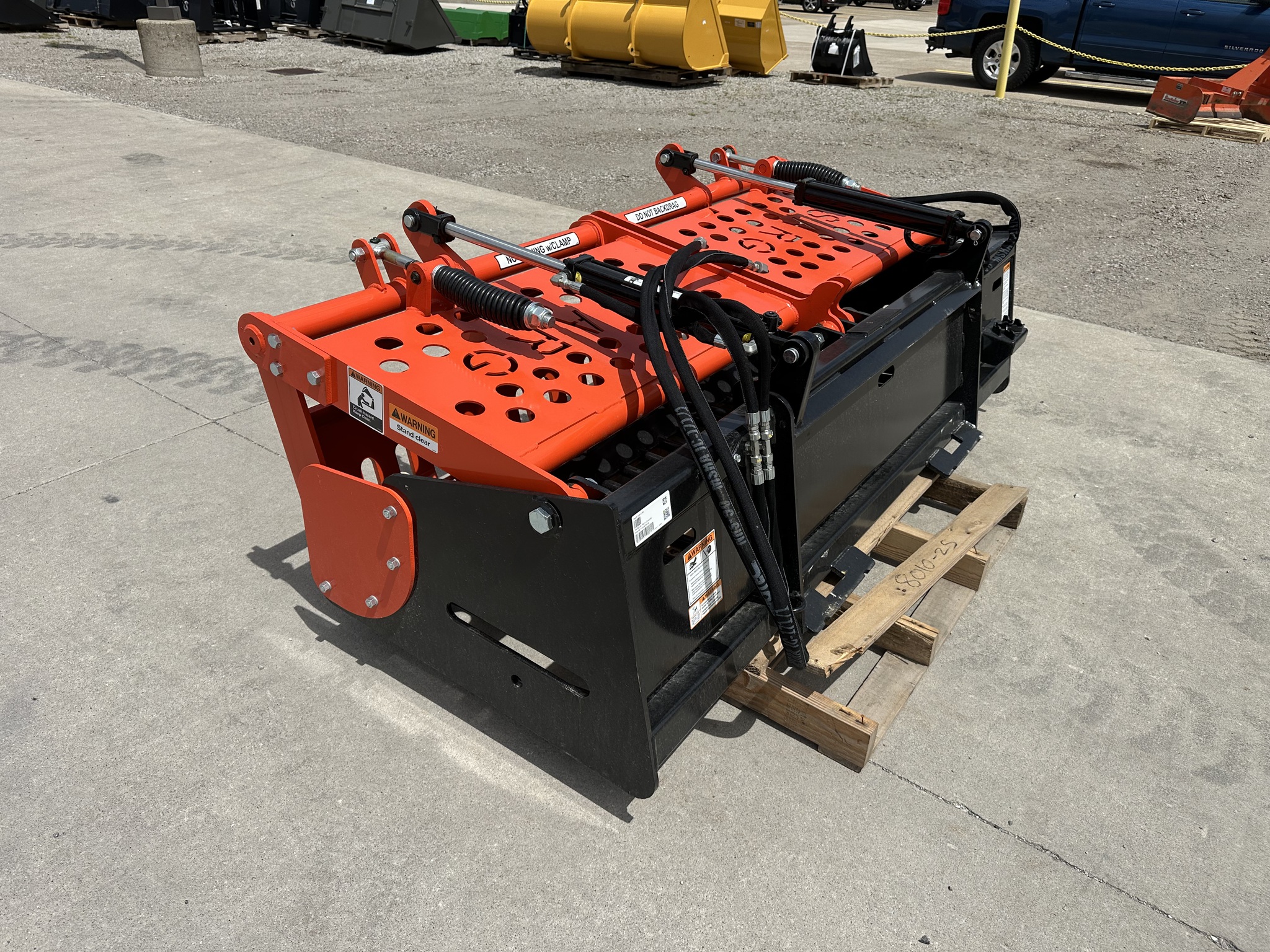 2025 Worksaver SARG-84 Sweeping Action Rock Grapple Image 6