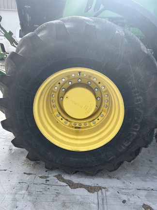 Photo of 2015 John Deere 7210R