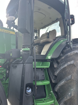 Photo of 2015 John Deere 7210R