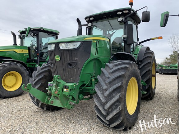 Photo of 2015 John Deere 7210R