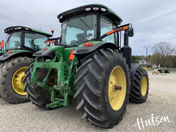 Photo of 2015 John Deere 7210R