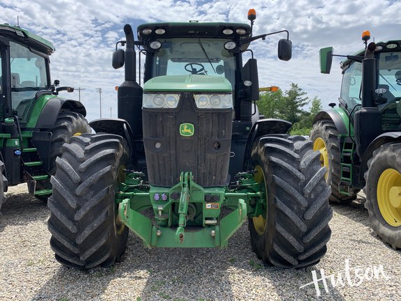 Photo of 2015 John Deere 7210R
