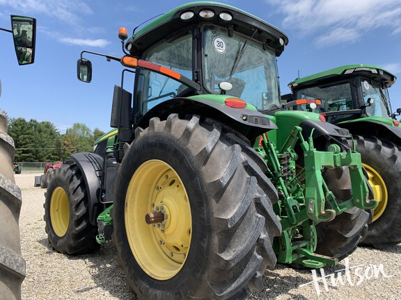 Photo of 2015 John Deere 7210R