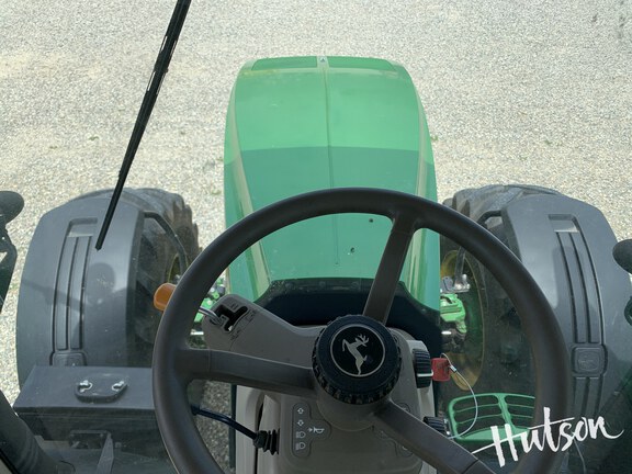 Photo of 2015 John Deere 7210R