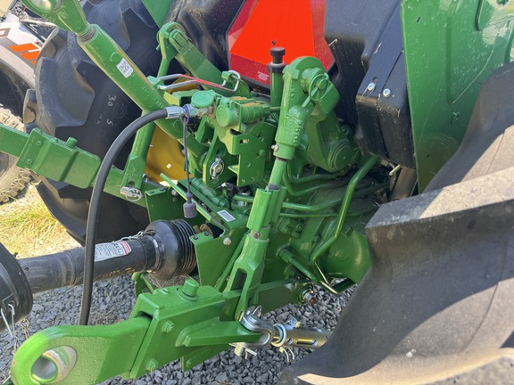 2025 John Deere 5060E
