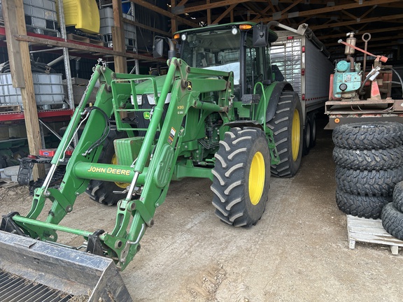  John Deere 6115D