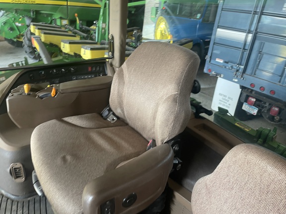 2003 John Deere 8320 - Photo9