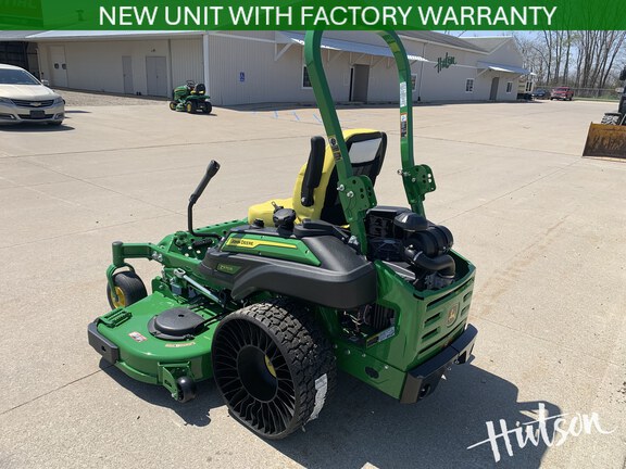 Photo of 2025 John Deere Z970R