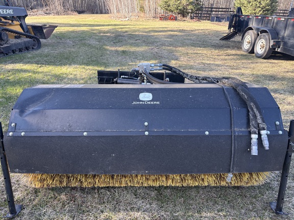 Used 2015 John Deere BA72C CCE Attachments at Horizon Ag & Turf in High Prairie, AB - Photo2