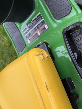 Used 2015 John Deere D110 Lawn & Garden Tractors at Koenig Equipment in Oxford, OH - Photo10