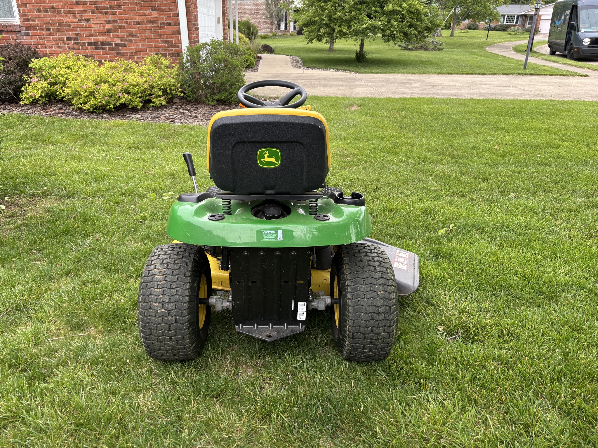 Used 2015 John Deere D110 Lawn & Garden Tractors at Koenig Equipment in Oxford, OH - PhotoXL3