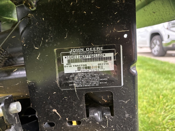Used 2015 John Deere D110 Lawn & Garden Tractors at Koenig Equipment in Oxford, OH - Photo12